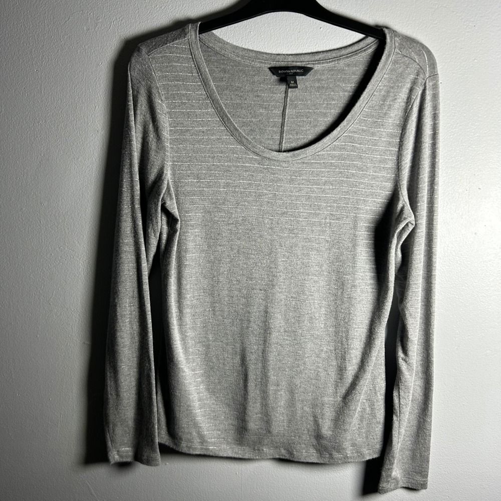 Banana Republic Womens Grey Metallic‎ Striped Long Sleeve Scoop Neck Top Size M
